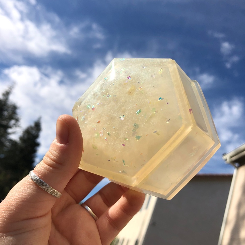 Resin box - Picture 2 of 4